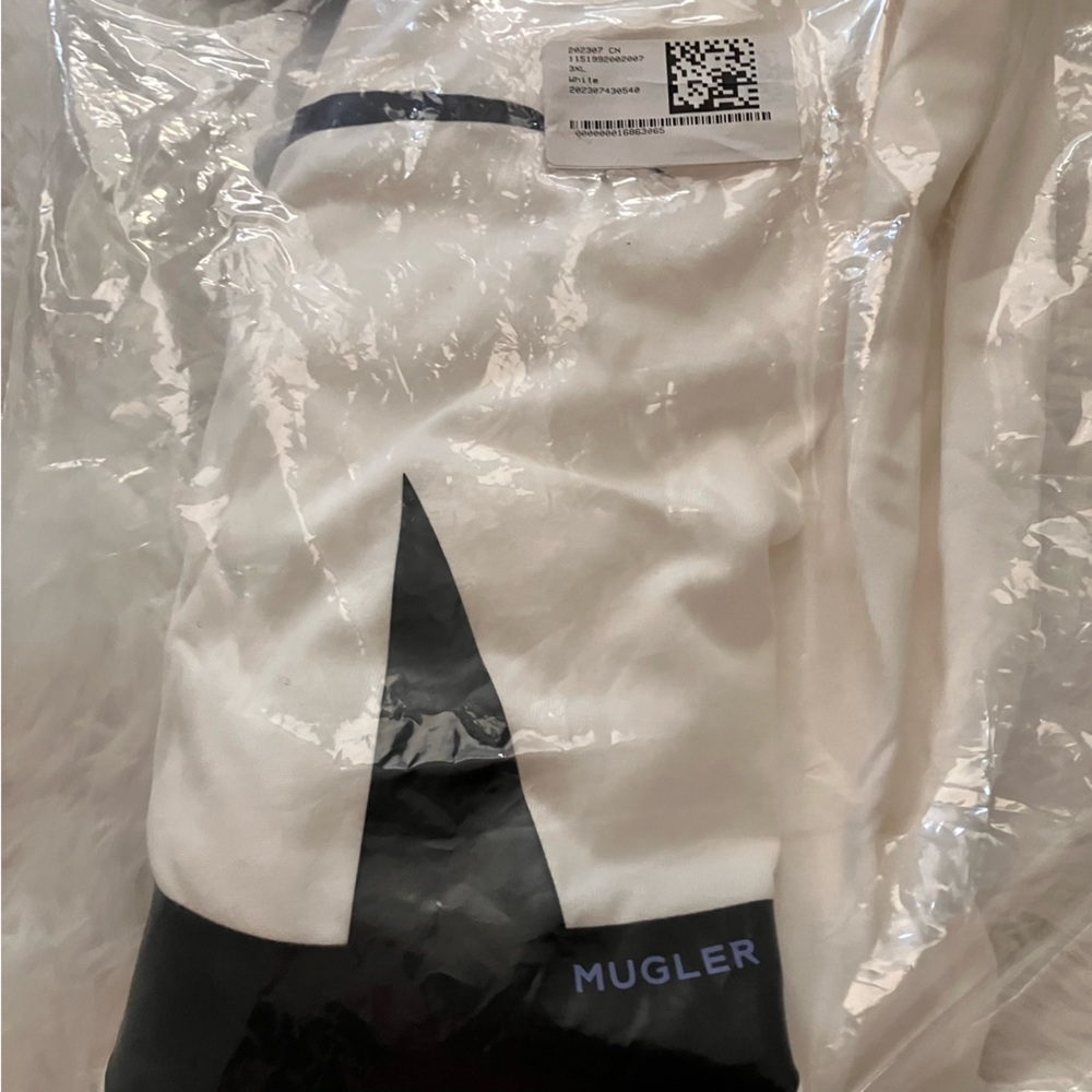 ✯ NEW 3 XL H&M x Mugler Star Logo T-Shirt ✯